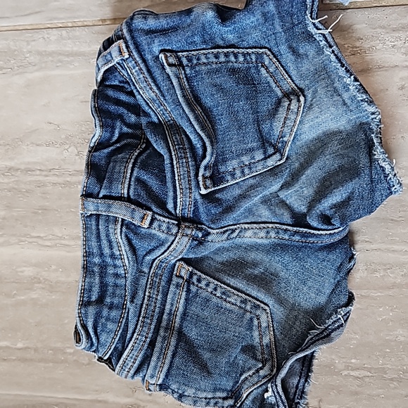 Girls Gap shorts 6 SLIM - Picture 7 of 8